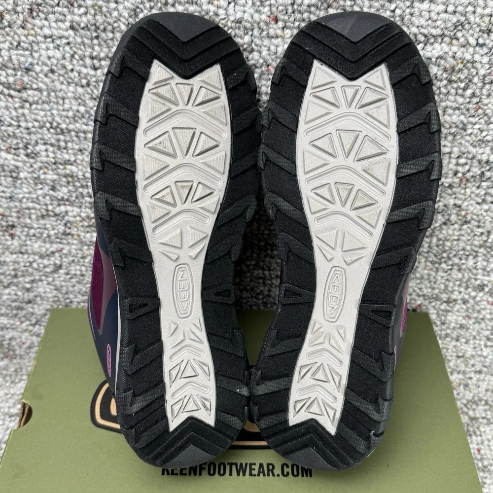 KEEN Shoes Youth Size 6 Wanduro Low Waterproof Sky Captain Purple New